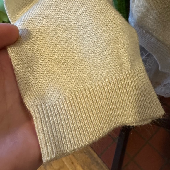 Poof !fine pullover size M in great condition - Picture 7 of 7